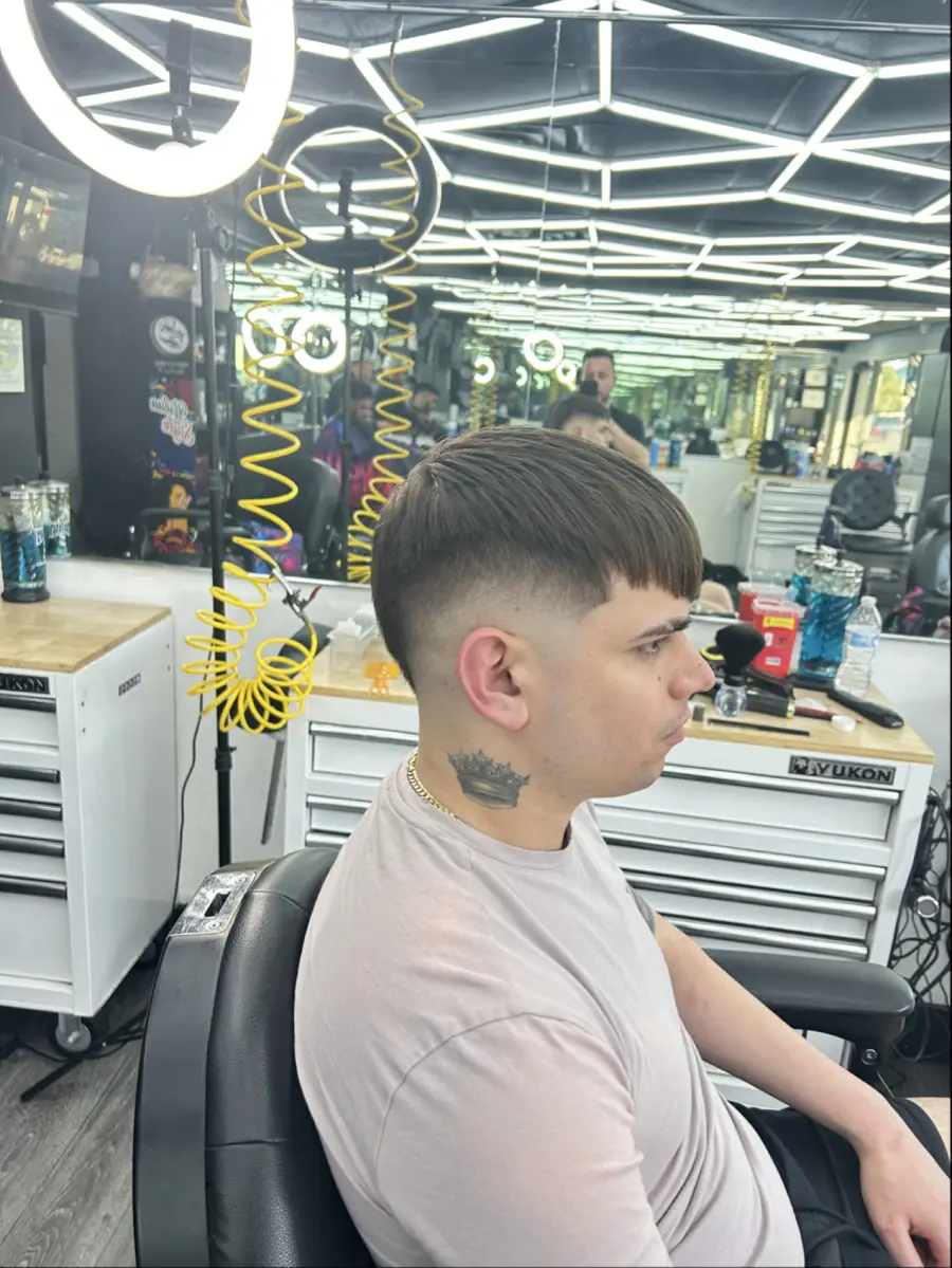 Burst fade with fringe
